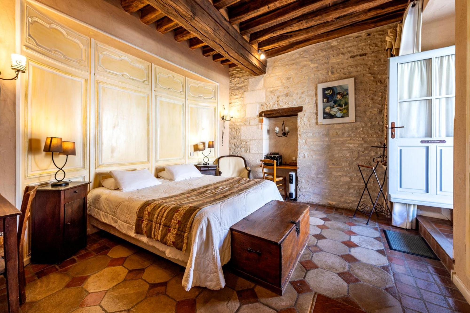 Hotel De La Beursaudiere Nitry ภายนอก รูปภาพ