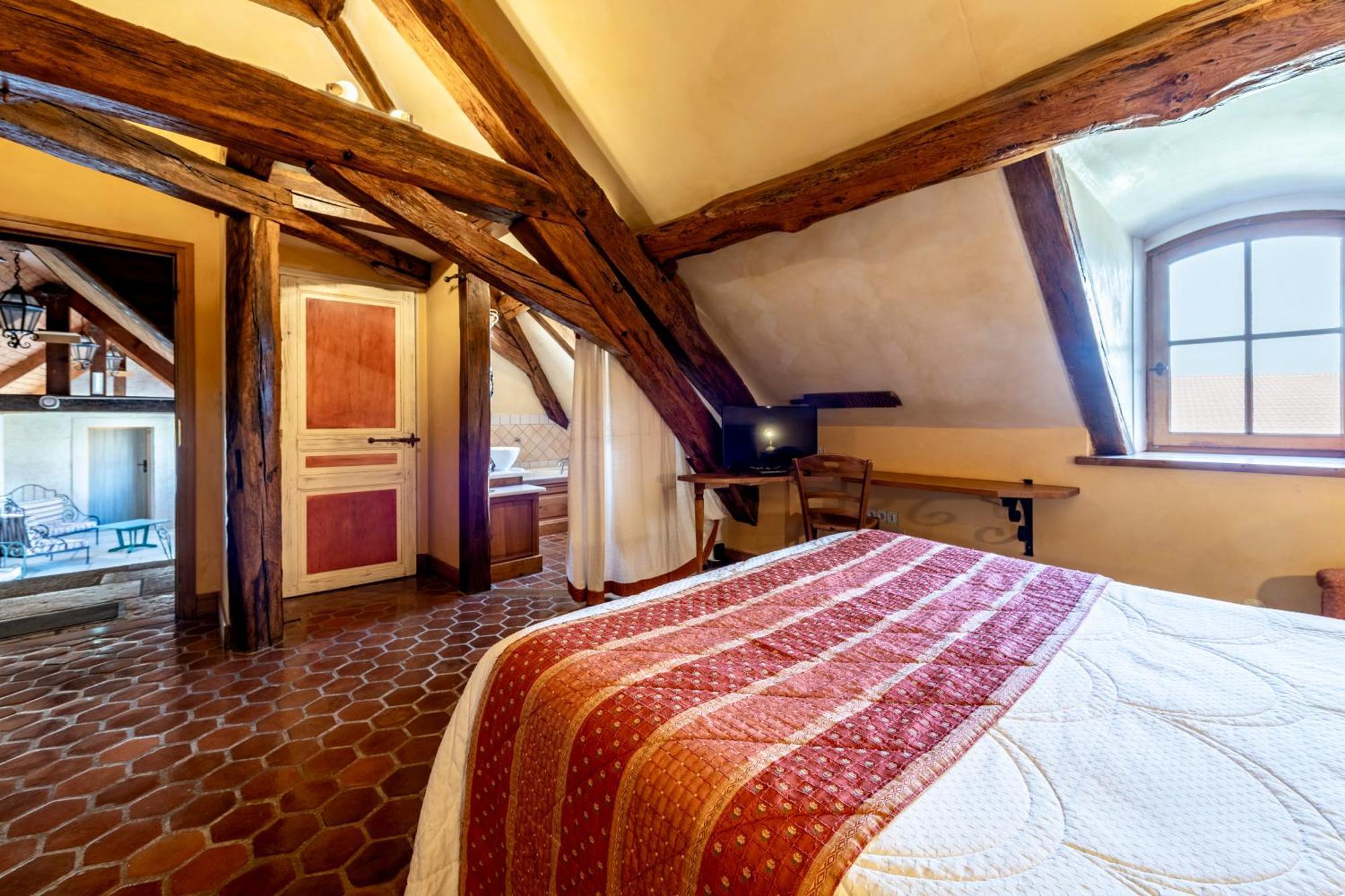 Hotel De La Beursaudiere Nitry ภายนอก รูปภาพ