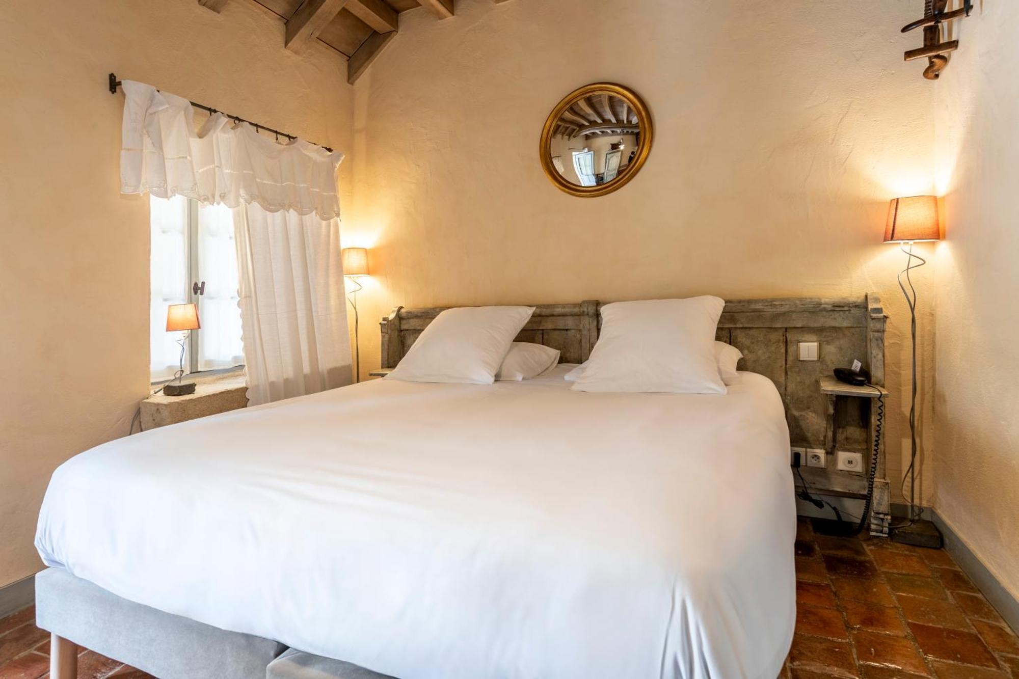Hotel De La Beursaudiere Nitry ภายนอก รูปภาพ